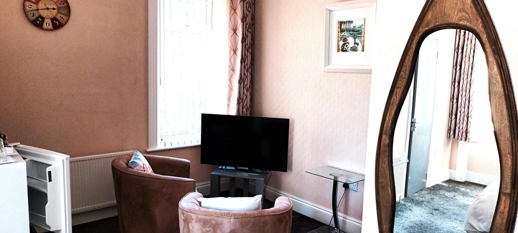 Relax At Rosscourt Guest House-Free On Site Parking (Adults Only) Борнмут Екстер'єр фото