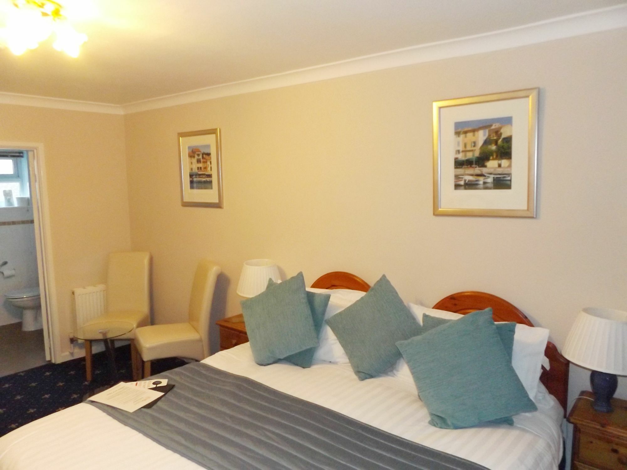 Relax At Rosscourt Guest House-Free On Site Parking (Adults Only) Борнмут Екстер'єр фото